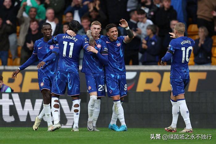 开云官网-德罗巴重要时刻重返赛场，TL带队取胜！再创辉煌时刻-开云官网