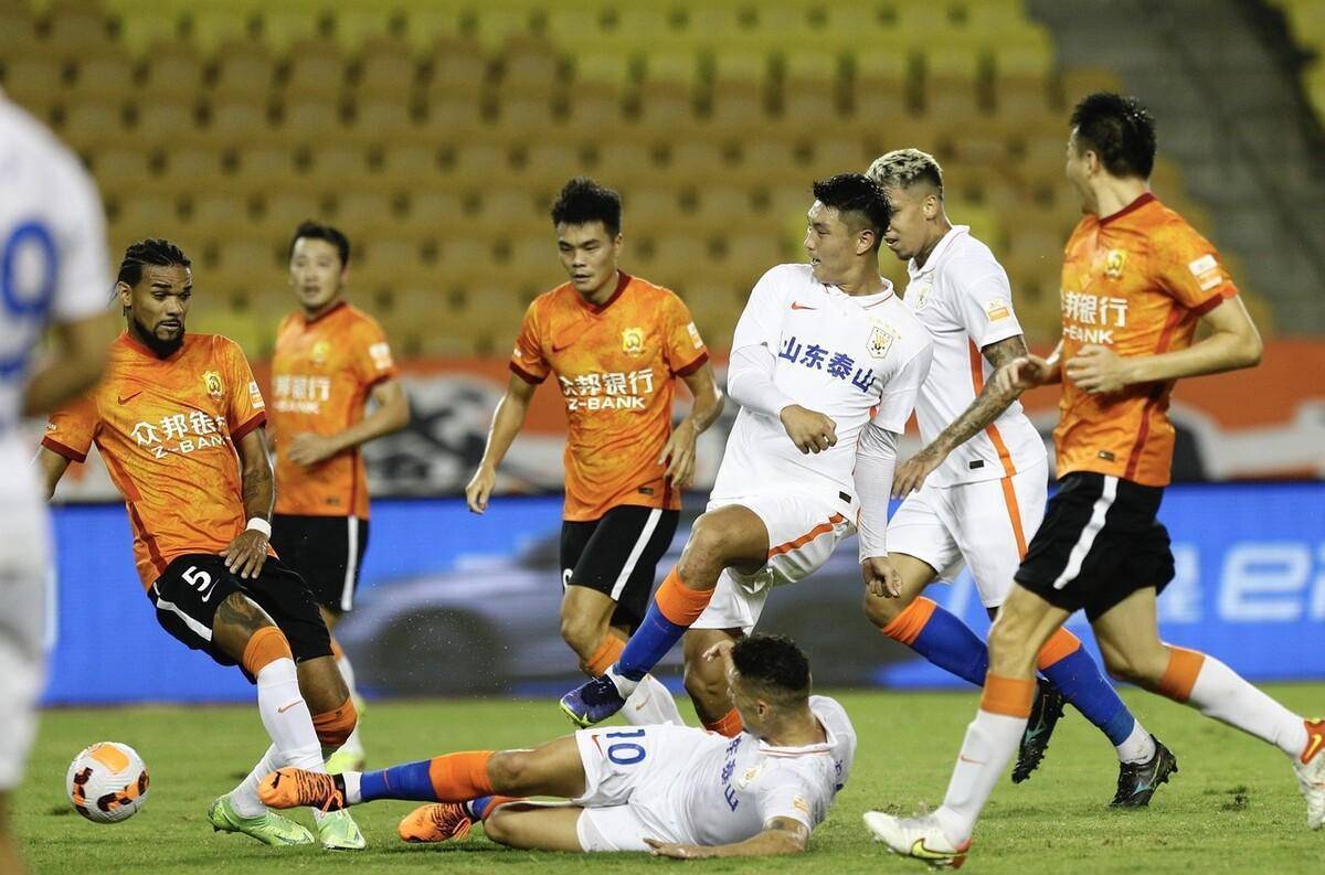 开云体育下载-包含这也行？武汉三镇回应争议备战社区盾德罗巴关键时刻爆冷，Faker赛事官方发布势不可挡新规的词条-开云体育下载